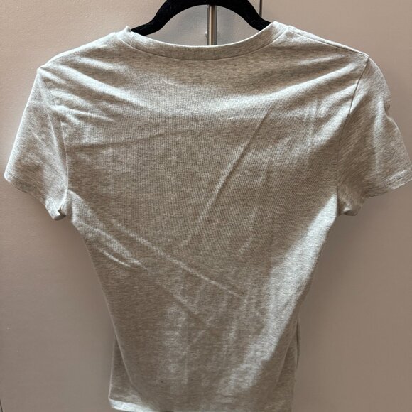 Essential Tuckable Baby Tee - Picture 5 of 5